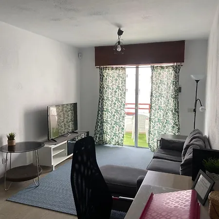 Piso Familiar De 3hab Con Piscina En Apartment