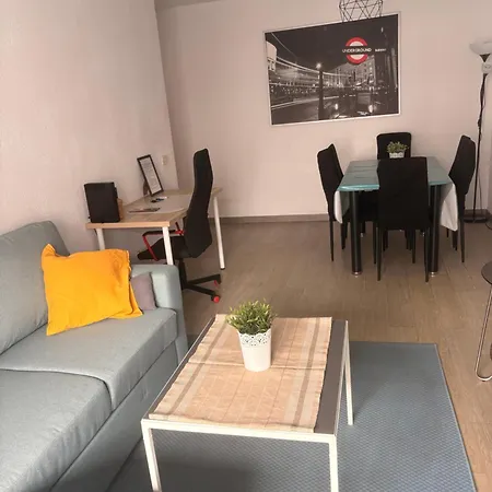 Piso Familiar De 3hab Con Piscina En Διαμέρισμα *