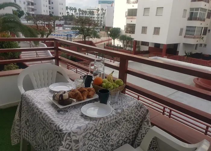 Piso Familiar De 3hab Con Piscina En Lägenhet