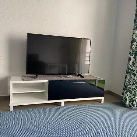 Piso Familiar De 3hab Con Piscina En Apartment *