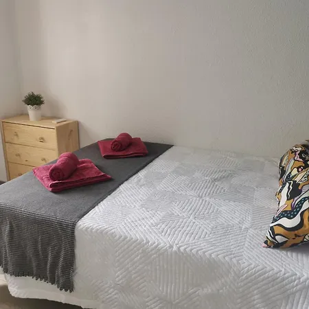 Piso Familiar De 3hab Con Piscina En Apartment *