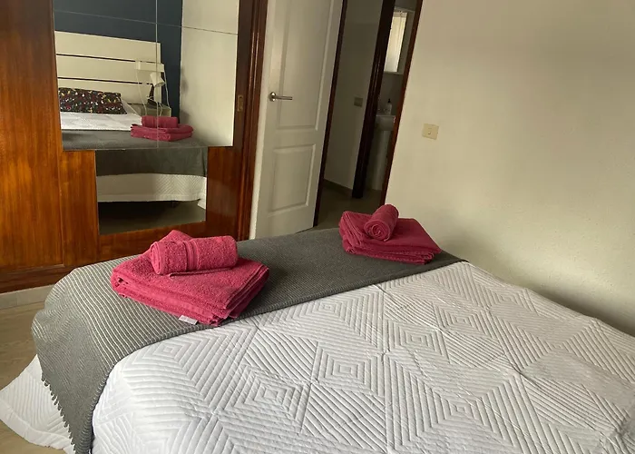Piso Familiar De 3hab Con Piscina En דירה