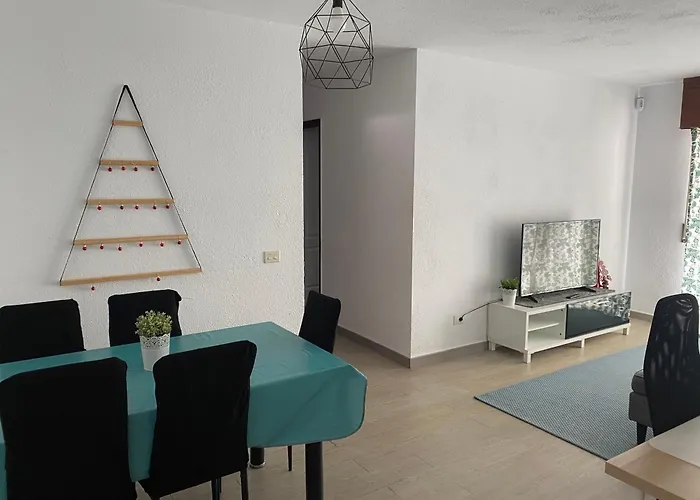 Piso Familiar De 3hab Con Piscina En דירה